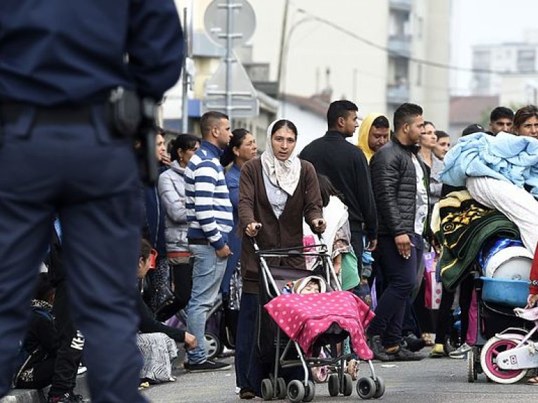 Финляндия закроет 33 центра приема беженцев