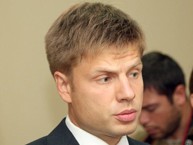 Сегодняшнее внеплановое собрание фракций перенесли  — нардеп