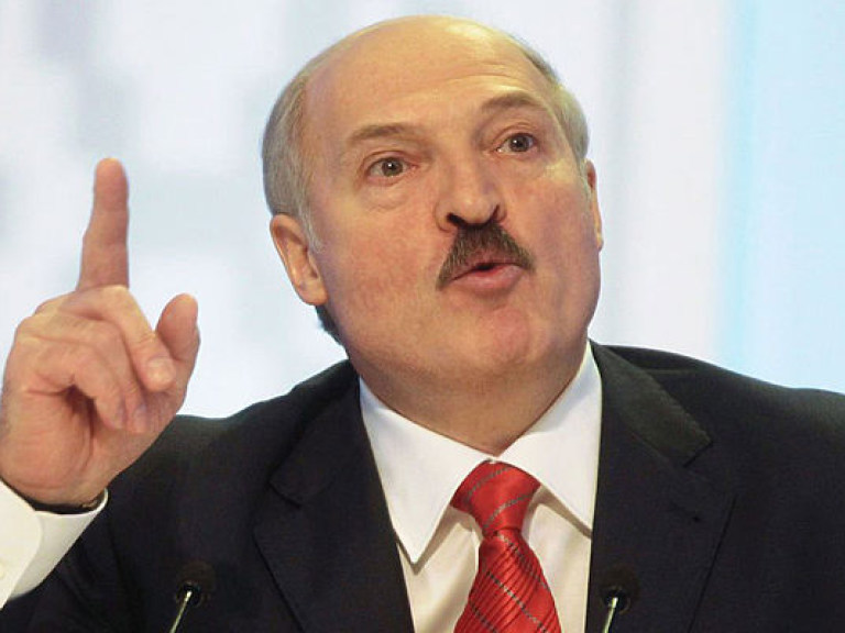 В Украине урегулировать вооруженный конфликт без США невозможно – Лукашенко