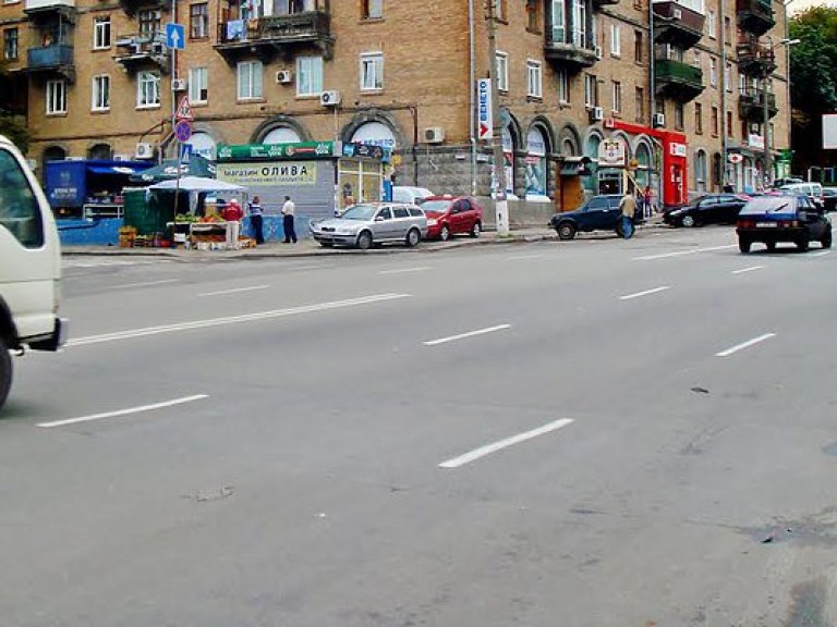 В Киеве ограничат движение по Васильковской