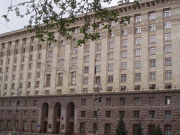 Киевсовет принял за основу документ о расширении полномочий райсоветов