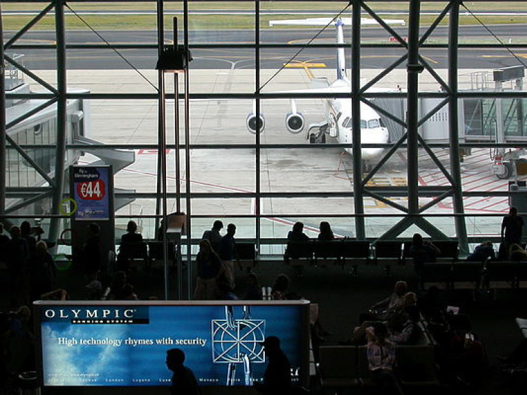 Теракты в Брюсселе: 50 сотрудников аэропорта могли симпатизировать ИГИЛ