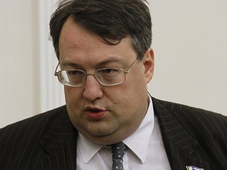 НФ не занимается набором депутатов в свою фракцию &#8212;  Геращенко