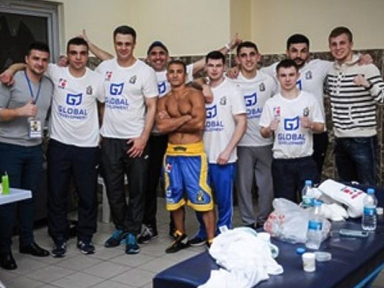 Боксеры из «Украинских атаманов» поедут на плей-офф в Лондон