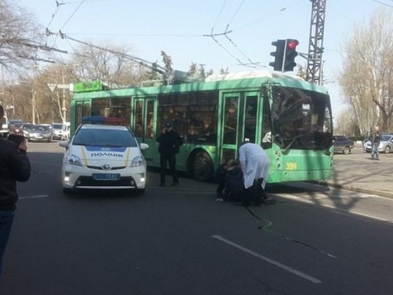 Одесские патрульные сбили на дороге женщину (ФОТО)