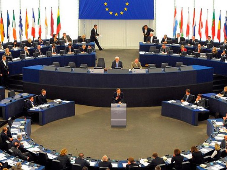 Европарламент представил доклады по Донбассу и Крыму