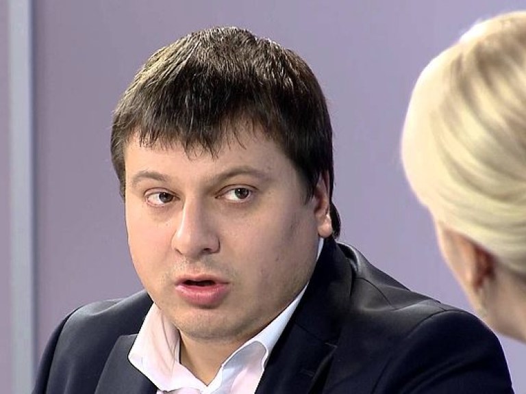 Эксперт: «Раскручивать» офшорный скандал сейчас &#8212; не в интересах Тимошенко