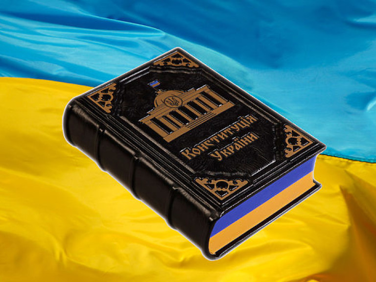 Офшоры Порошенко показали, какие статьи Конституции он нарушает &#8212; эксперт