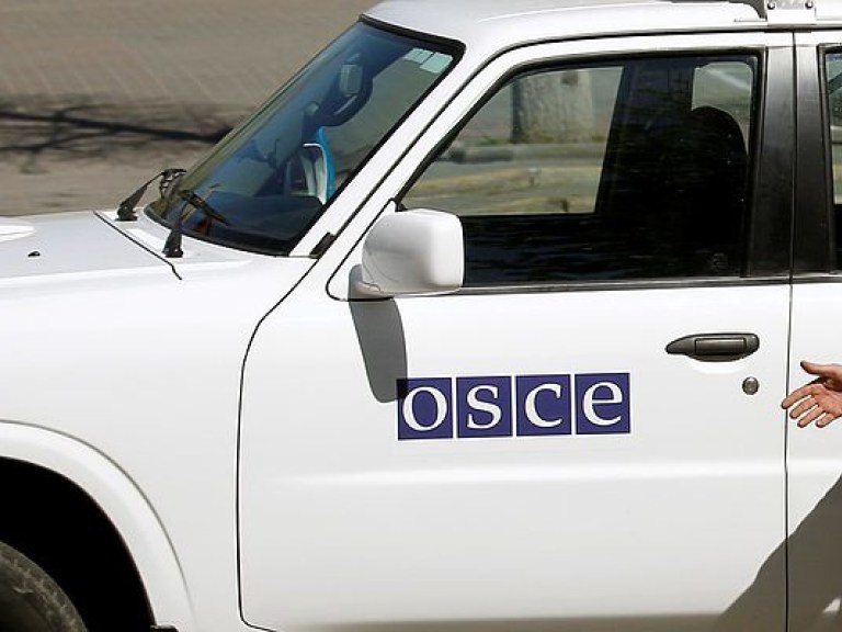 Порошенко высказался за усиление контингента ОБСЕ на Донбассе