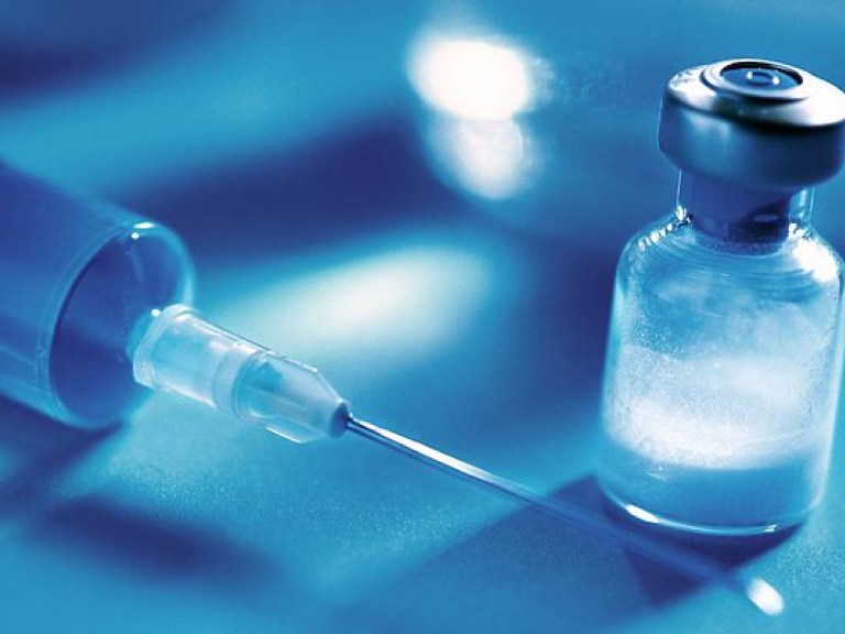 Украина перешла на новую вакцину против полиомиелита