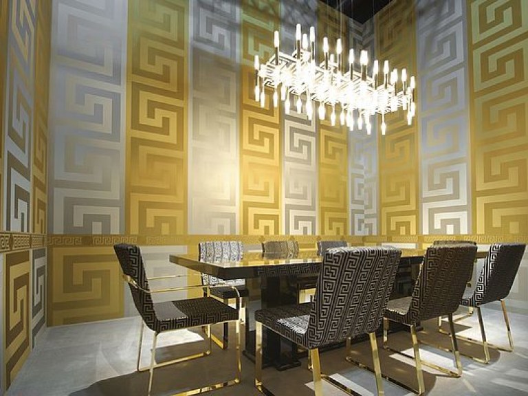Versace Home представили новую коллекцию мебели (ФОТО)