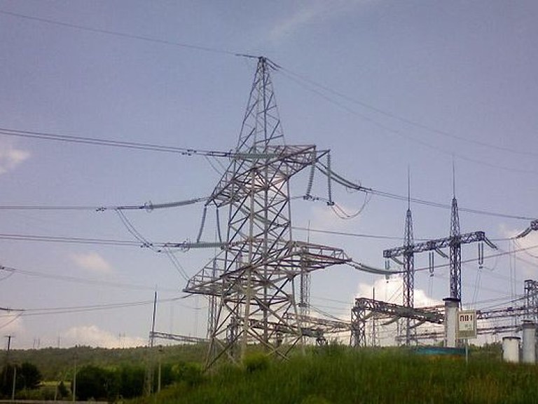 В Крыму возобновили подачу света