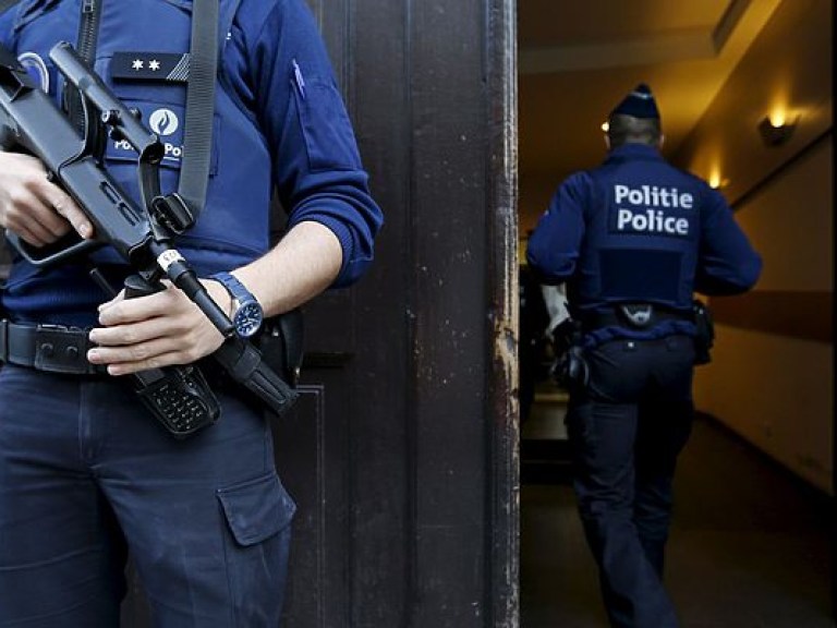 Власти Бельгии отказались снижать уровень террористической угрозы