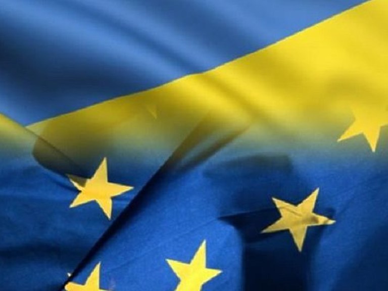 Украина подписала с ЕС соглашение по финансированию децентрализации на 97 млн евро