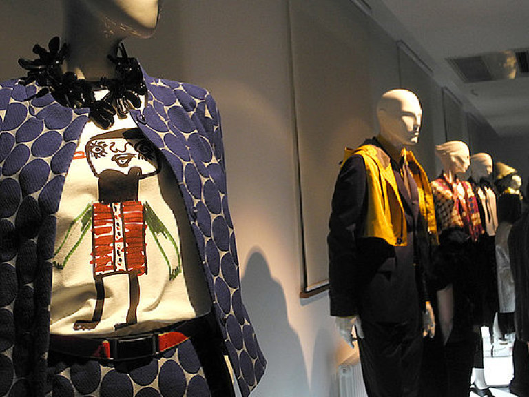 Компания H&amp;M создала бюджетные наряды для звезд (ФОТО)