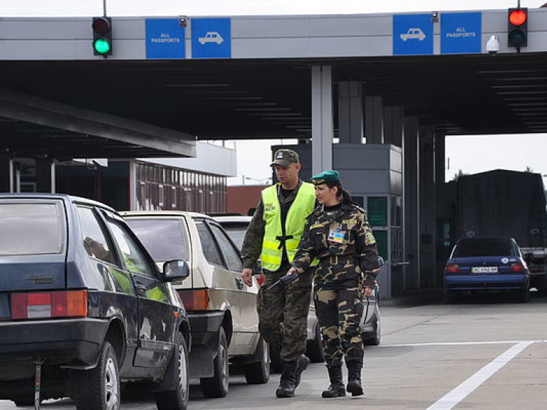 На границе с Польшей в очередях застряли 870 автомобилей &#8212; ГПСУ