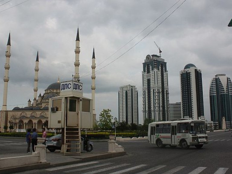 В Чечне боевики напали на КПП, есть жертвы