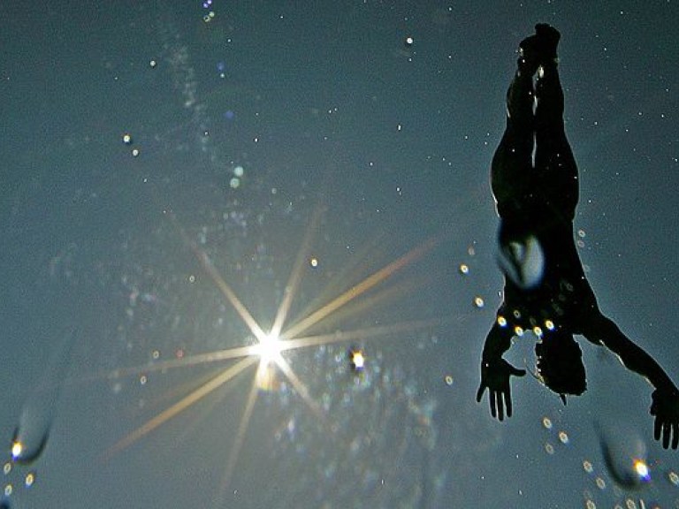 Украинские прыгуны в воду получили бронзовую медаль на Чемпионате Европы