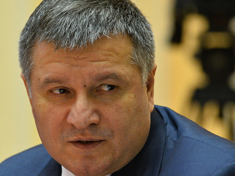 Рост преступности: останется ли Аваков в МВД с приходом Луценко в ГПУ