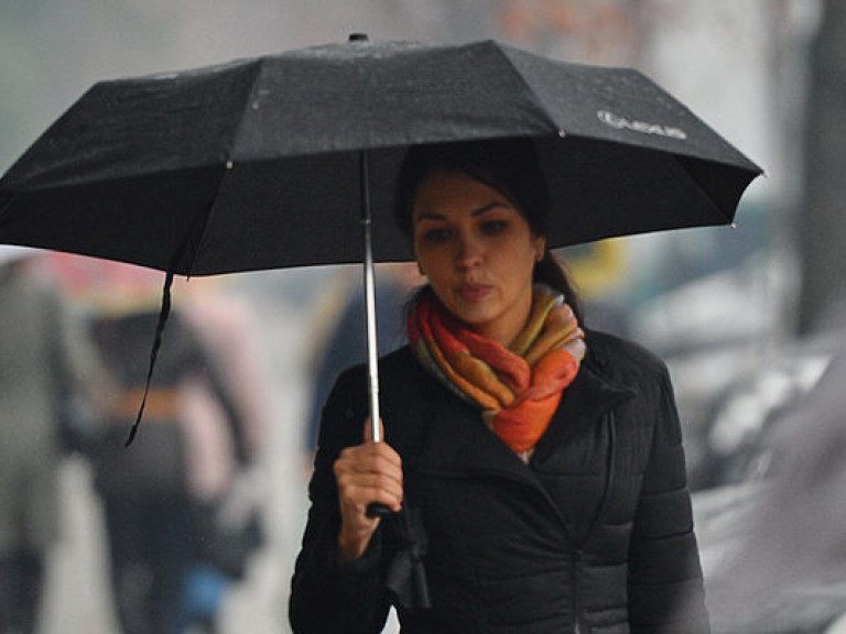 В Умани улицы превратились в реки (ВИДЕО)