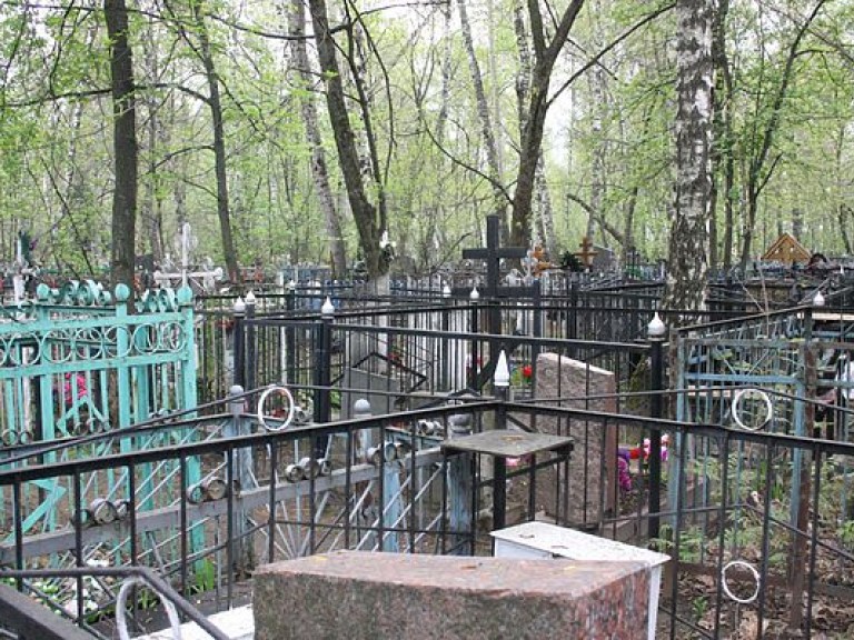 В Москве задержали 160 подозреваемых в деле о «разборках» на кладбище
