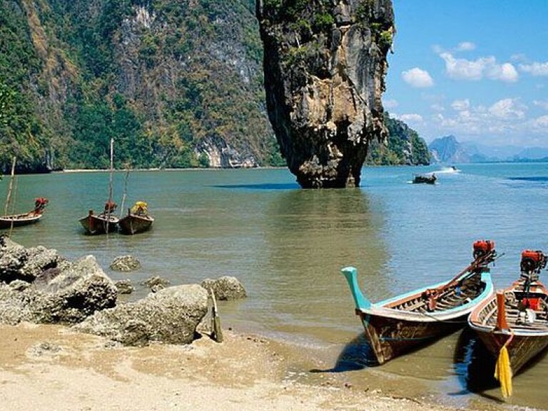 Таиланд закроет для туристов один из курортных островов