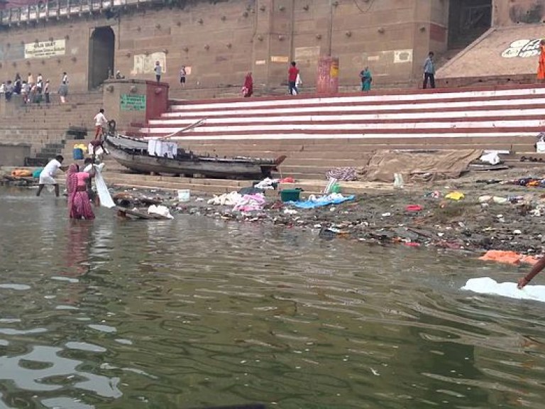 Власти Индии решили изменить русла рек