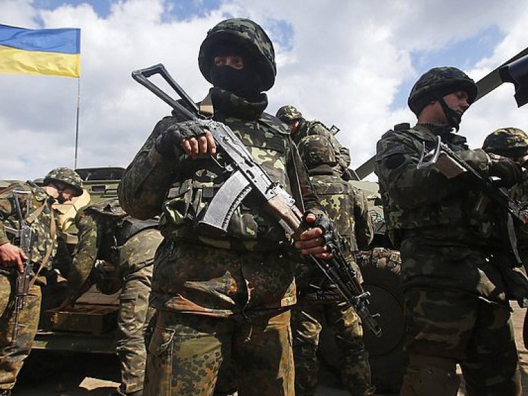 С начала дня в зоне АТО позиции украинских военных были обстреляны 10 раз – штаб АТО