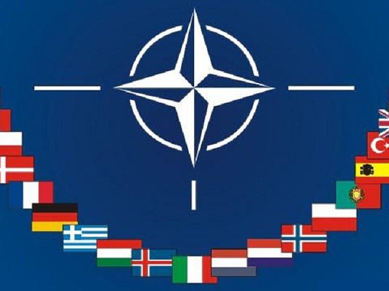 Литва и Румыния требуют усилить присутствие НАТО для защиты от России