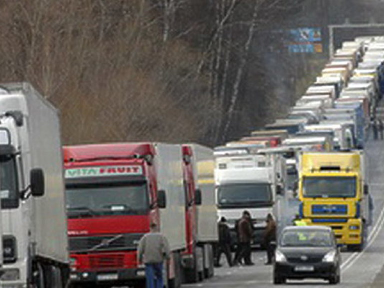 Украина и Швейцария подписали протокол по межгосударственным автомобильным перевозкам