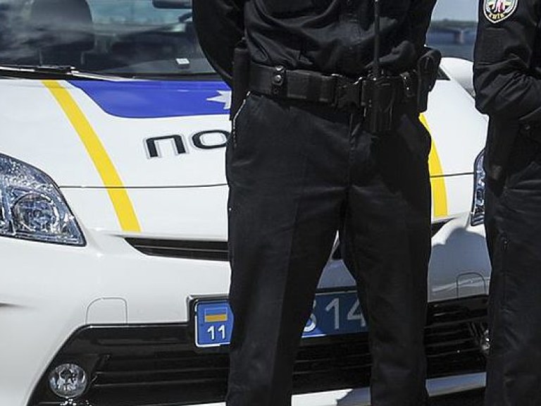 Патрульные сбили девушку на пешеходном переходе в Виннице