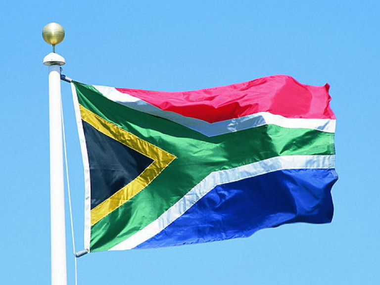 Правительство ЮАР разрешило отбирать земли у белого населения