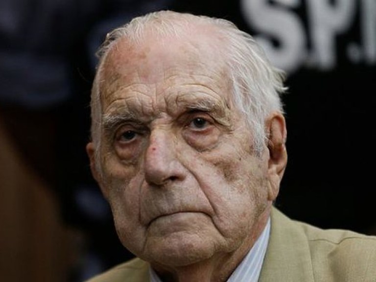 В Аргентине к 20 годам тюрьмы приговорили 88-летнего бывшего диктатора
