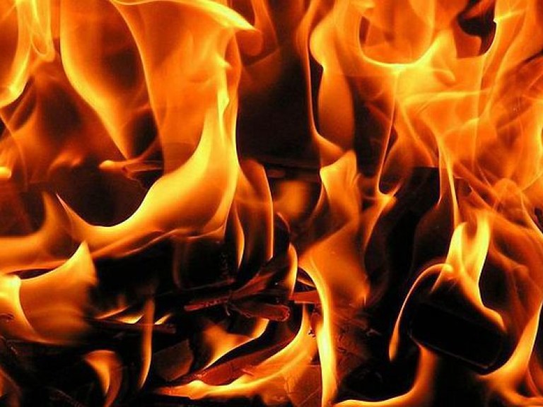 На Киевщине горел дом престарелых, погибло 7 человек (ФОТО)