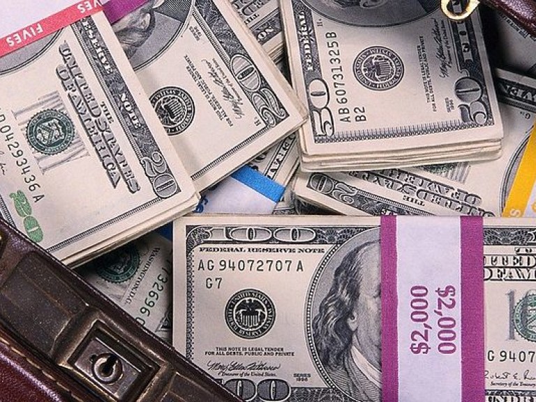 Что прикрывает кредитом МВФ правительство Гройсмана