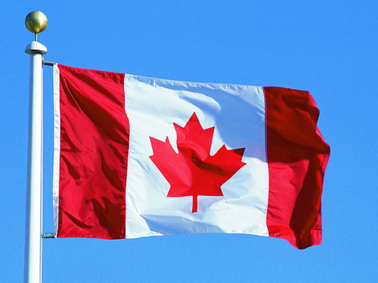 Канадский министр Хантер Тоото подал в отставку из-за проблем с зависимостью