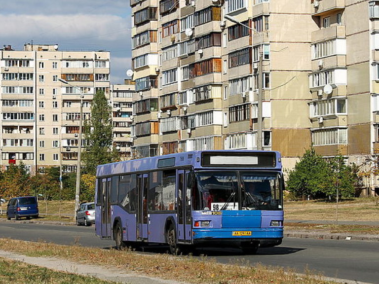 18 июня из-за проведения ярмарки киевские автобусы №61 и №98 изменят маршрут