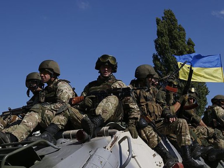 За сутки в зоне АТО позиции ВСУ обстреляли 28 раз — штаб