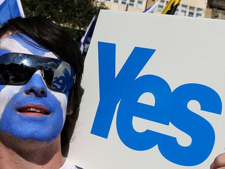 СМИ: Около 60% шотландцев выступают за независимость от Великобритании