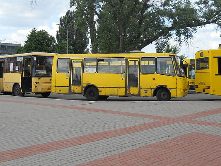 В киевских маршрутках начнут выдавать билеты нового образца (ФОТО)