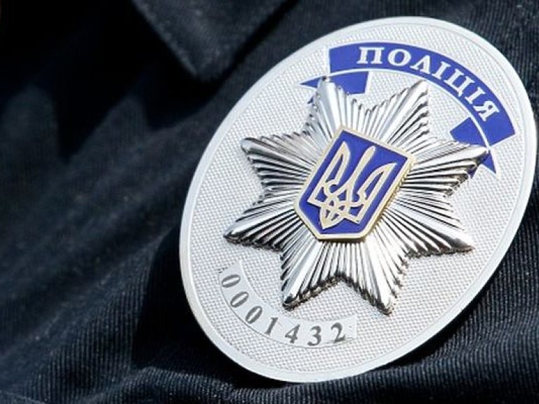 Киевского патрульного полицейского задержали за взяточничество