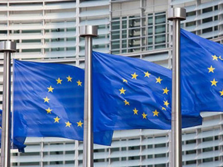 Еврокомиссия повысила уровень угрозы на объектах ЕС