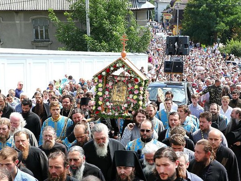 Во время &#171;крестного хода&#187; в Киеве будет работать специальный штаб