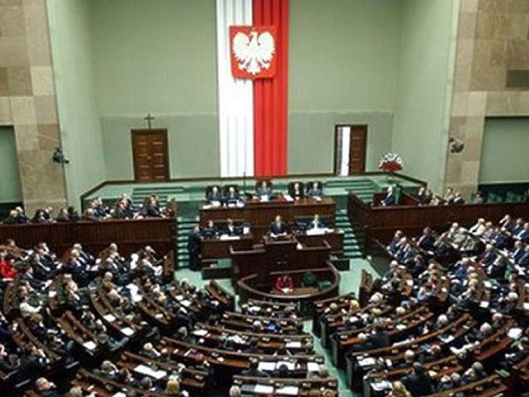 Волынская гекатомба: Польша потребует компенсаций жертвам УПА?