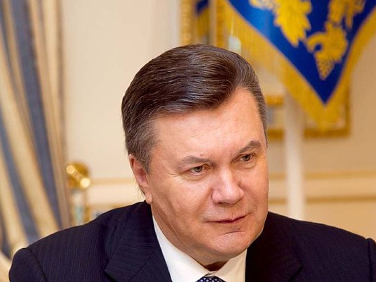Арестованы ретроавтомобили из коллекции Януковича