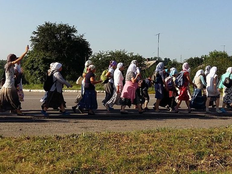 Полиция заблокировала проход Крестного хода по улицам Киева из-за угрозы теракта