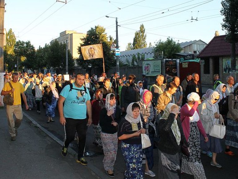 Участники Крестного хода войдут в Киев с двух направлений