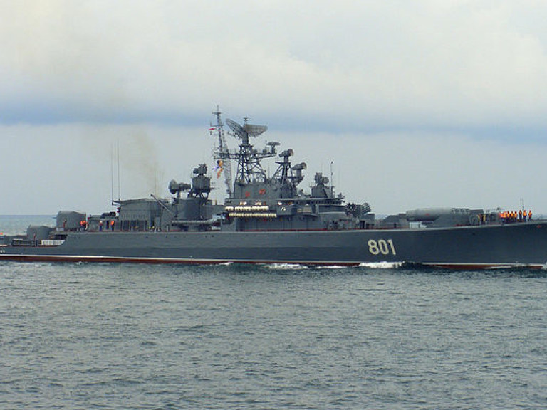 Вблизи территориальных вод Украины обнаружили два корабля российского Черноморского флота
