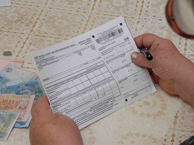 Людей умышленно ставят перед выбором: питаться или платить за «коммуналку» — эксперт