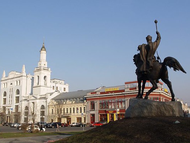 На некоторых улицах столичного Подола перекроют движение транспорта (КАРТА)